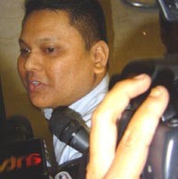 Beklin Stres, Segera Gelar Jumpa Pers